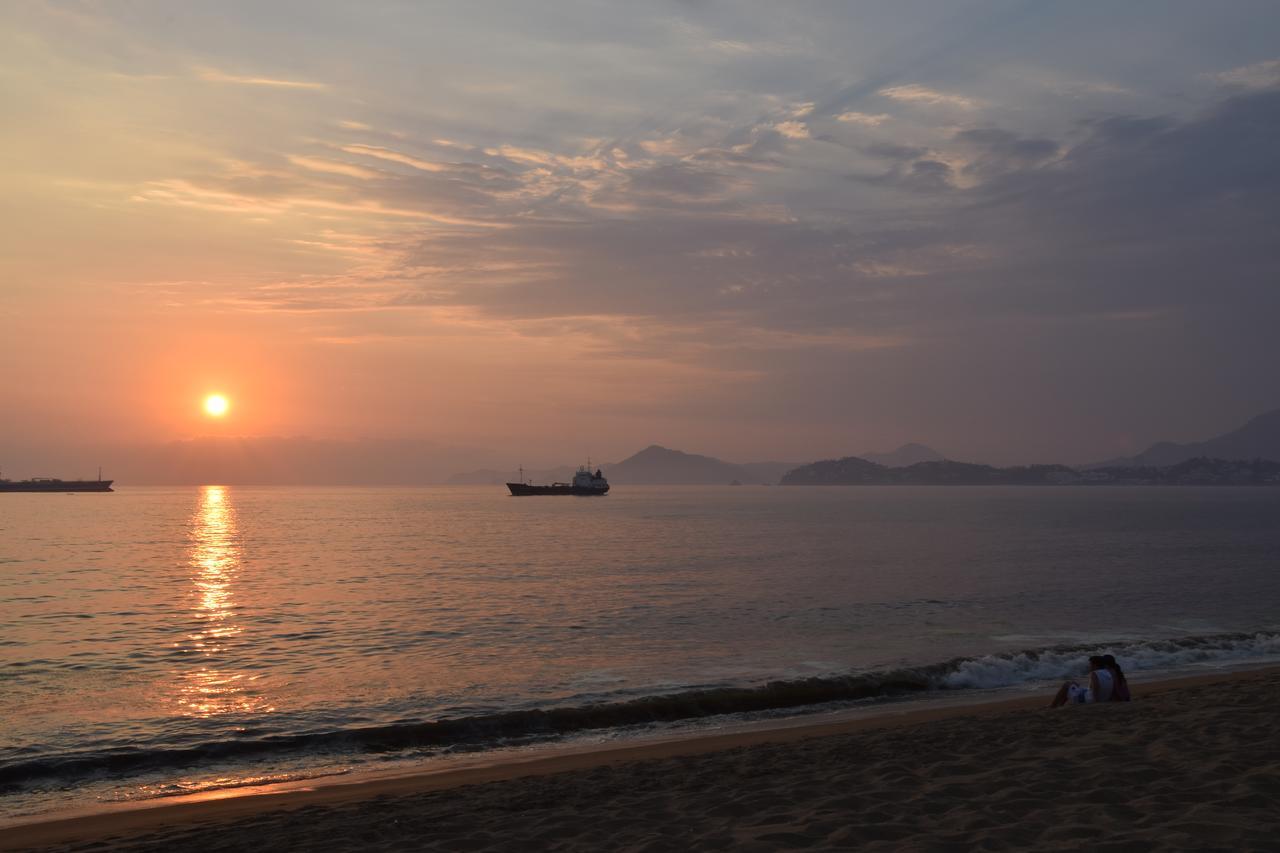 Hotel Lb Manzanillo Bagian luar foto